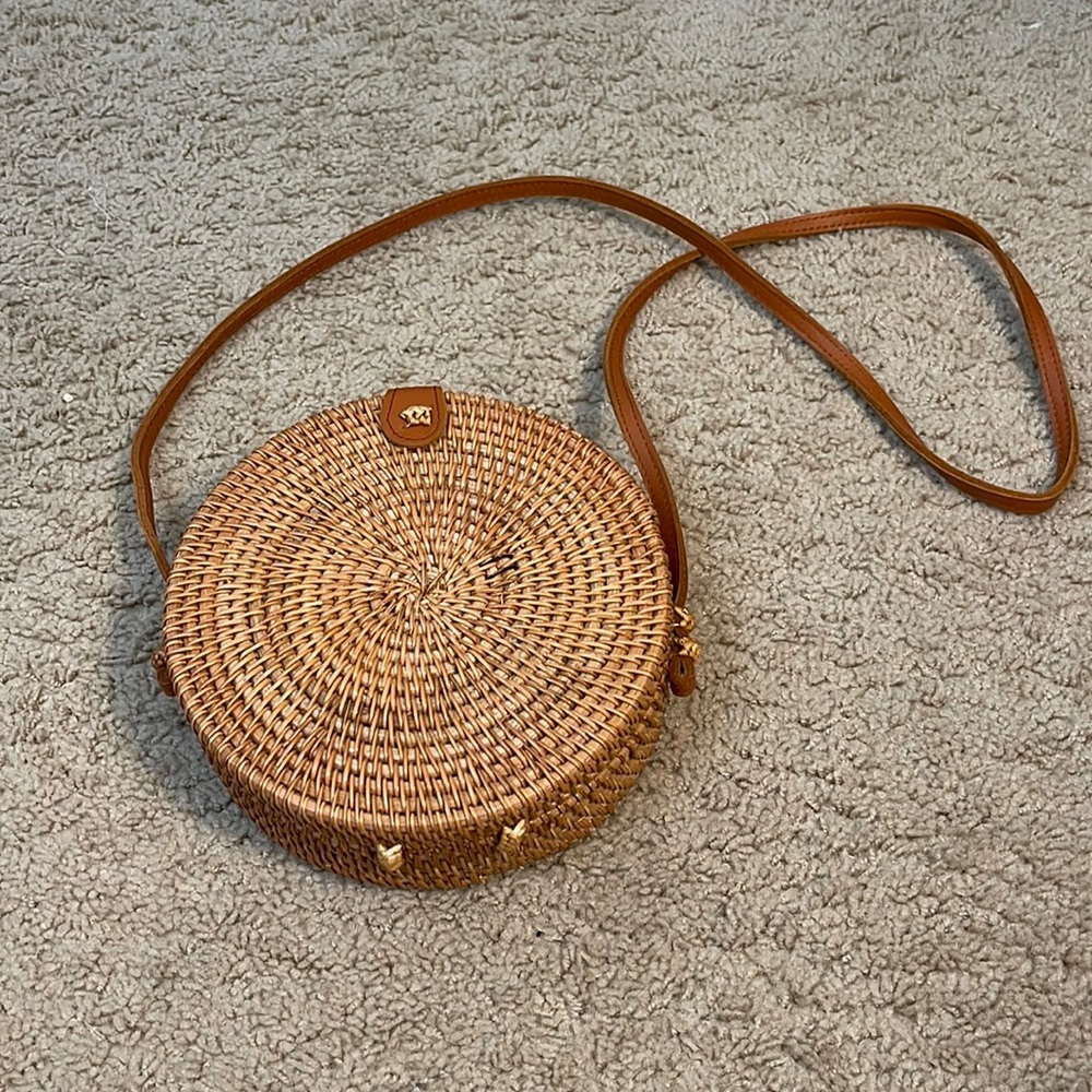 Woven purse
